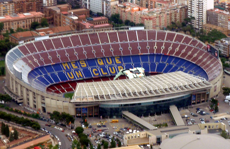 Barca vay 1.5 tỷ euro cải tạo sân Nou Camp dù suýt phá sản - Ảnh 2