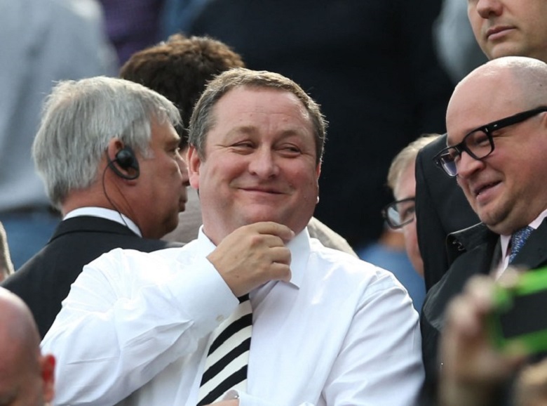 Chủ cũ của Newcastle muốn mua lại đội do Rooney làm HLV - Ảnh 2