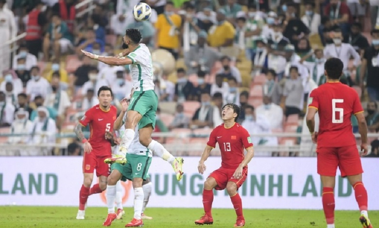 ĐT Trung Quốc thua sát nút Saudi Arabia sau màn rượt đuổi tỉ số kịch tính - Ảnh 1