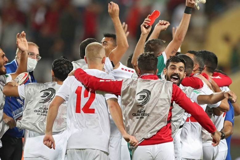 Kết quả bảng A vòng loại World Cup 2022 khu vực châu Á: Iran hòa Hàn Quốc, Lebanon gây sốc - Ảnh 2