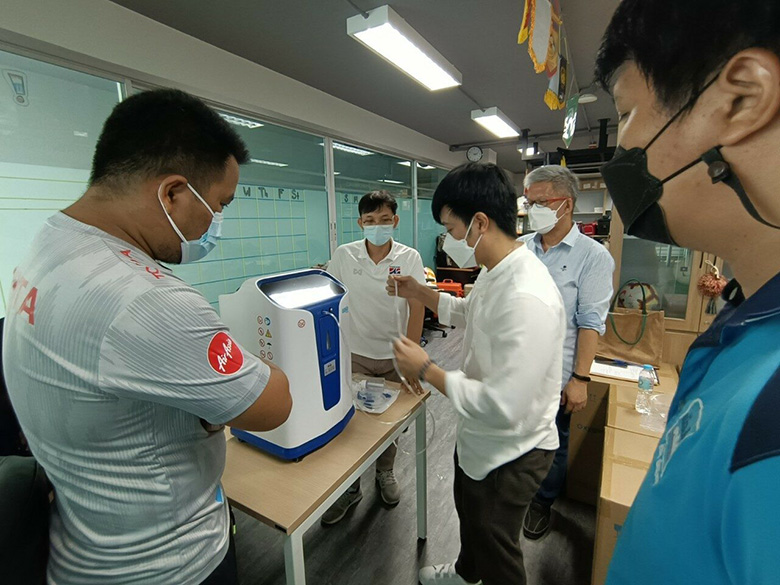 U23 Thái Lan đầu tư máy tạo Oxy chống không khí loãng ở Mông Cổ - Ảnh 1
