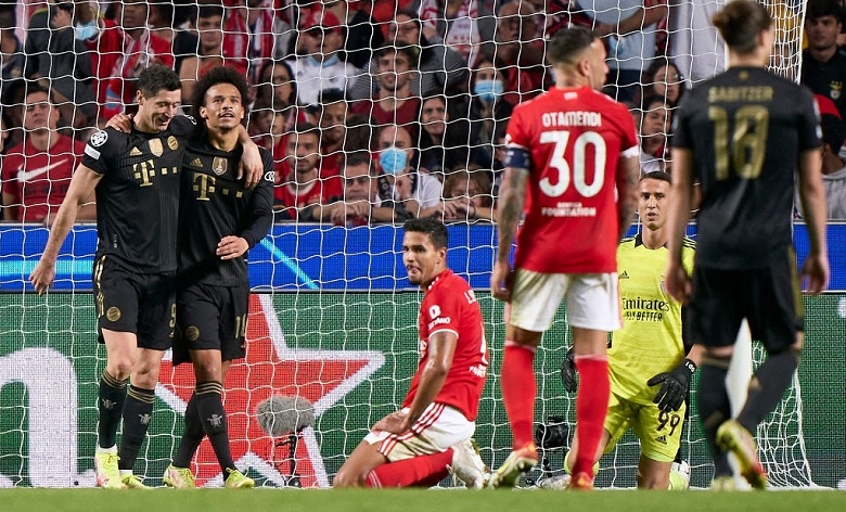 Leroy Sane bùng nổ, Bayern Munich xé lưới Benfica 4 lần trong 14 phút - Ảnh 1