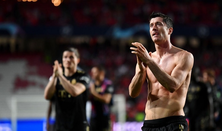 Lewandowski thiết lập kỷ lục khủng khiến cả Messi lẫn Ronaldo phải ganh tị - Ảnh 1