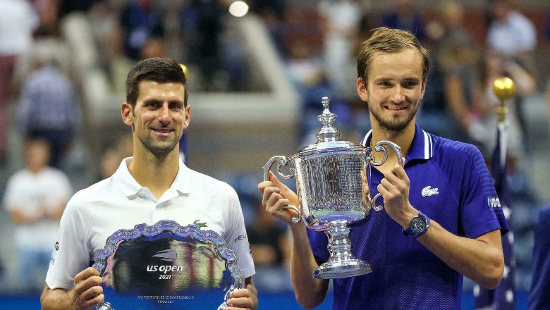 Medvedev mơ lật đổ ngôi vương của Djokovic trên BXH ATP - Ảnh 1