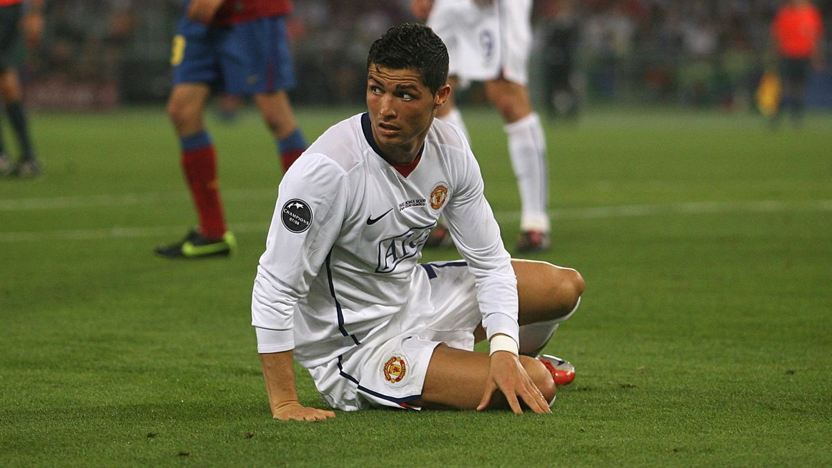 Ronaldo, MU và bóng ma ám ảnh mang tên Liverpool - Ảnh 6
