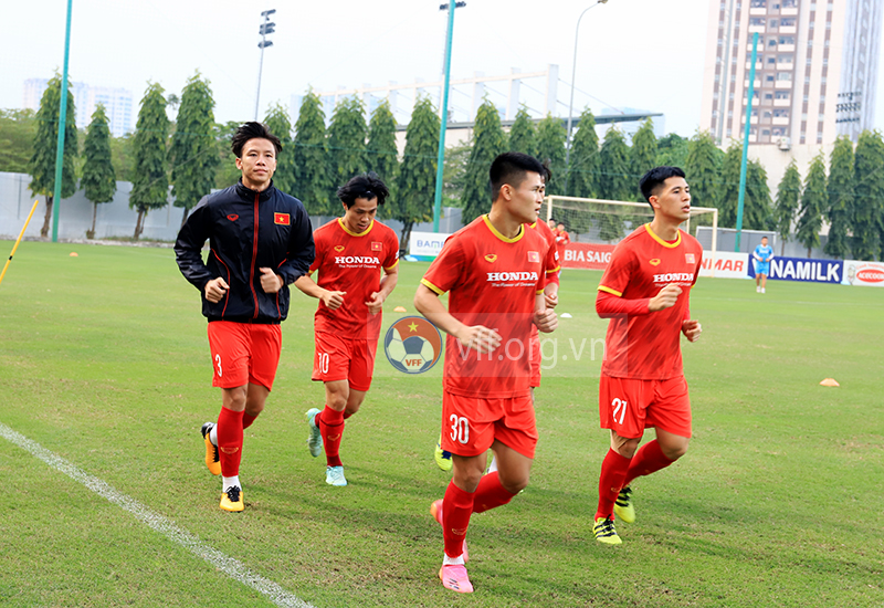 ĐT Việt Nam trở lại tập luyện ngày 26/10 mà thiếu HLV Park Hang Seo - Ảnh 2