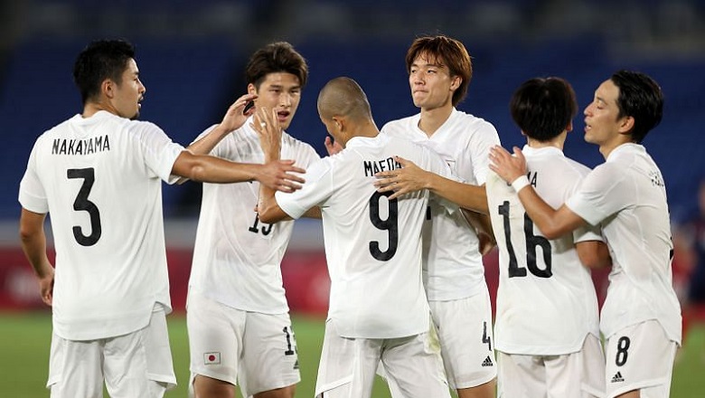 U23 Nhật Bản thắng Campuchia 4-0 dù sút 28 lần - Ảnh 1