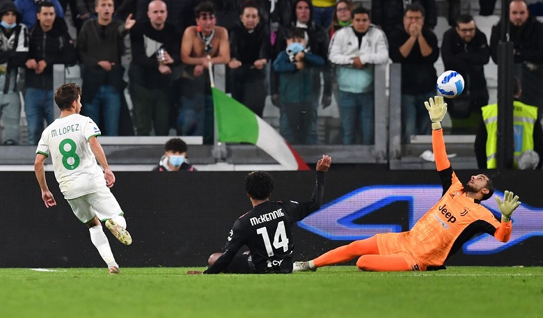 Juventus trắng tay trước Sassuolo trên sân nhà bởi bàn thua phút 95 - Ảnh 1
