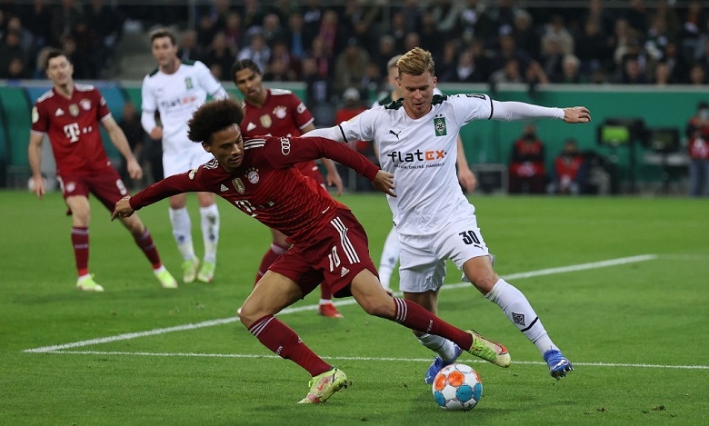 Đồng cảnh ngộ thua 0-5 như MU, HLV Bayern Munich thẳng tay ‘trảm’ 4 ngôi sao - Ảnh 1