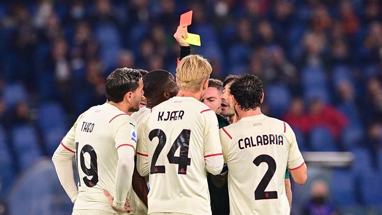 AC Milan đá thiếu người vẫn đánh bại AS Roma của Mourinho - Ảnh 1