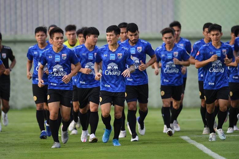 'Đừng kỳ vọng Thái Lan mang đội hình mạnh nhất đến AFF Cup 2021' - Ảnh 1