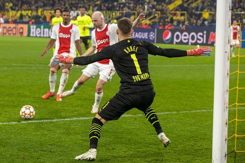 VAR 'tỏa sáng', Ajax đi tiếp nhờ ngược dòng trước Dortmund - Ảnh 2