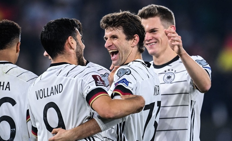 Mueller và Sane lập cú đúp, ĐT Đức thắng 9-0 trong ngày tri ân Joachim Loew - Ảnh 3