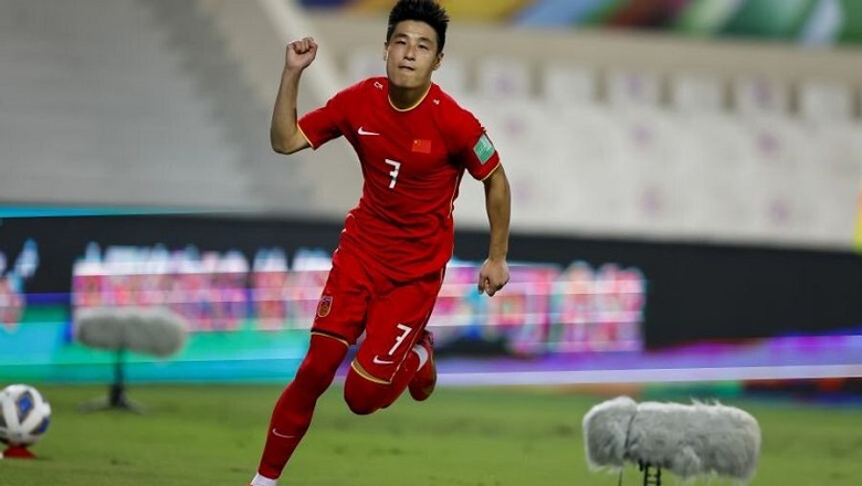 VAR giúp Wu Lei ghi bàn, ĐT Trung Quốc giật lại 1 điểm từ tay Australia - Ảnh 1