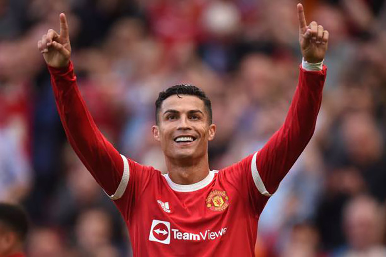 Ronaldo 'nắn gân' MU trước trận gặp Watford - Ảnh 1
