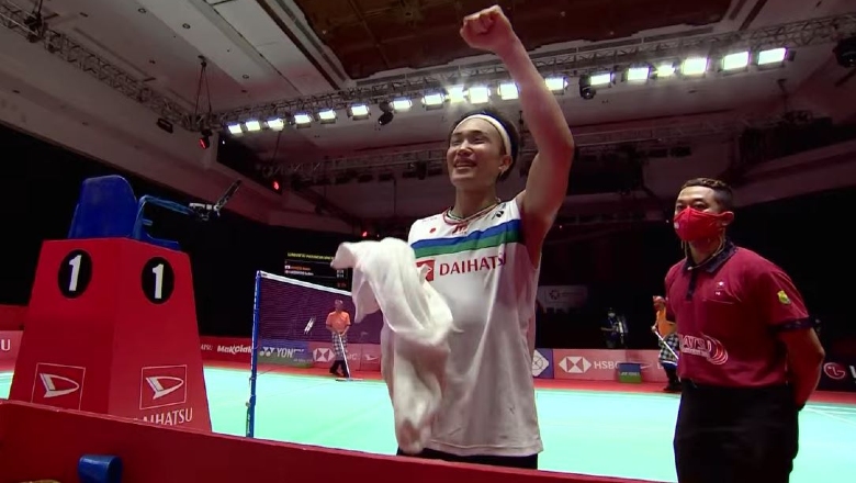Kết quả chung kết cầu lông Indonesia Masters đơn nam: Momota thắng dễ Axelsen - Ảnh 1
