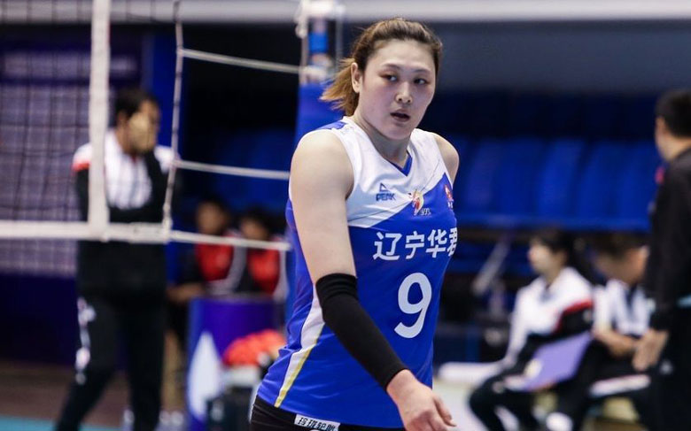 Ngỡ ngàng nhan sắc, chức vụ của 'khủng long' nổi tiếng bóng chuyền nữ Trung Quốc - Ảnh 2