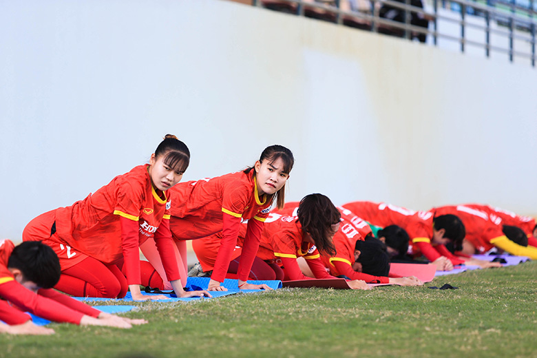 ĐT nữ Việt Nam hội quân chuẩn bị cho VCK Asian Cup 2022 - Ảnh 2