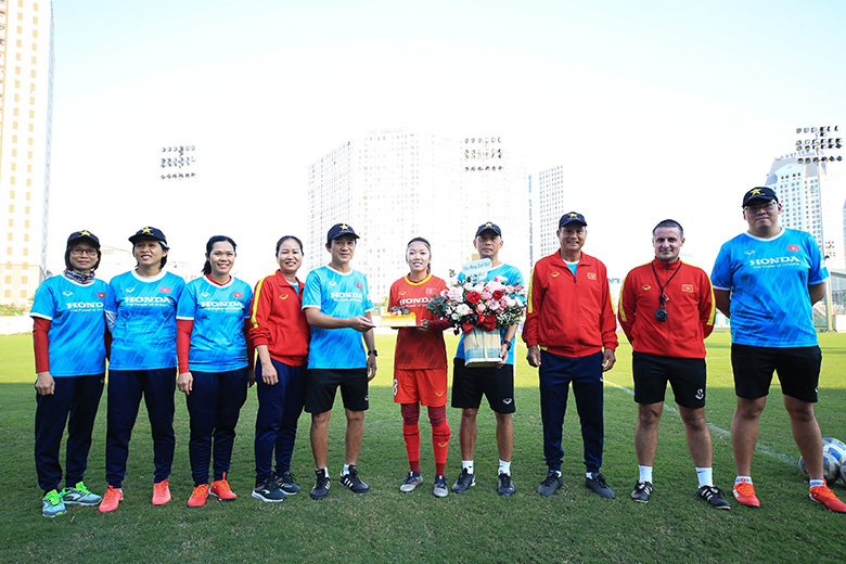 ĐT nữ Việt Nam hội quân chuẩn bị cho VCK Asian Cup 2022 - Ảnh 3