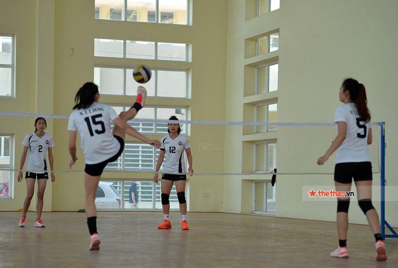 Màn thi triển đặc sản chơi bóng chuyền bằng chân của các cô gái Nghệ An  - Ảnh 7