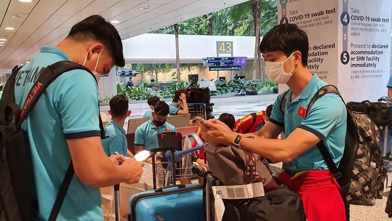 Vé xem ĐT Việt Nam đá AFF Cup 2021 bán hết sạch sau 24 giờ - Ảnh 2