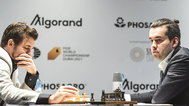 Carlsen dẫn trước ở trận tranh ngôi vua cờ với ván đấu kỷ lục - Ảnh 1