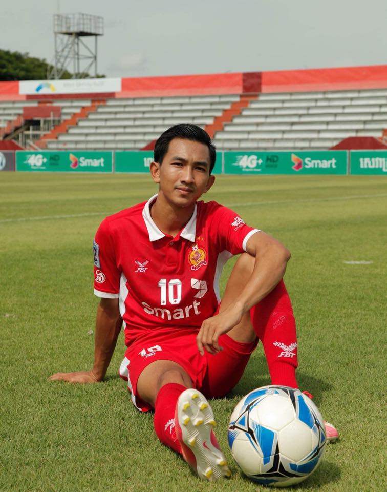 'Ronaldo Campuchia' tham dự AFF Cup là người gốc Việt - Ảnh 1
