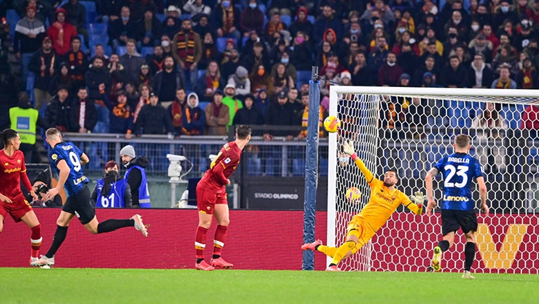 AS Roma của HLV Mourinho thảm bại 0-3 trước Inter Milan - Ảnh 2