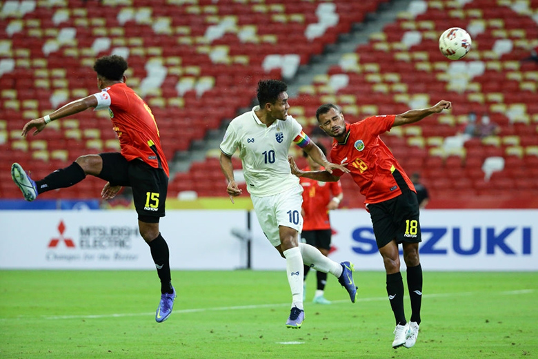 ĐT Thái Lan cả hiệp 1 sút 9 quả vẫn không thể ghi bàn vào lưới Timor Leste - Ảnh 2