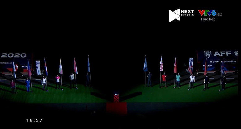 Lễ khai mạc AFF Cup 2021: 300 drone hóa quốc kỳ từng đội đầy biến ảo - Ảnh 3