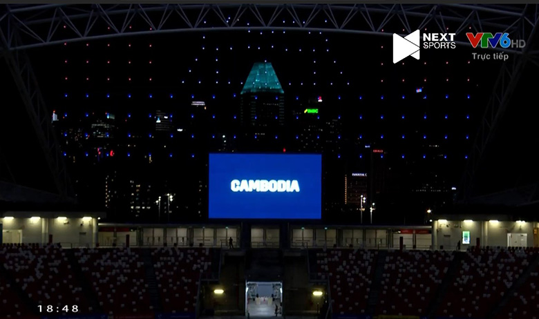 Lễ khai mạc AFF Cup 2021: 300 drone hóa quốc kỳ từng đội đầy biến ảo - Ảnh 7