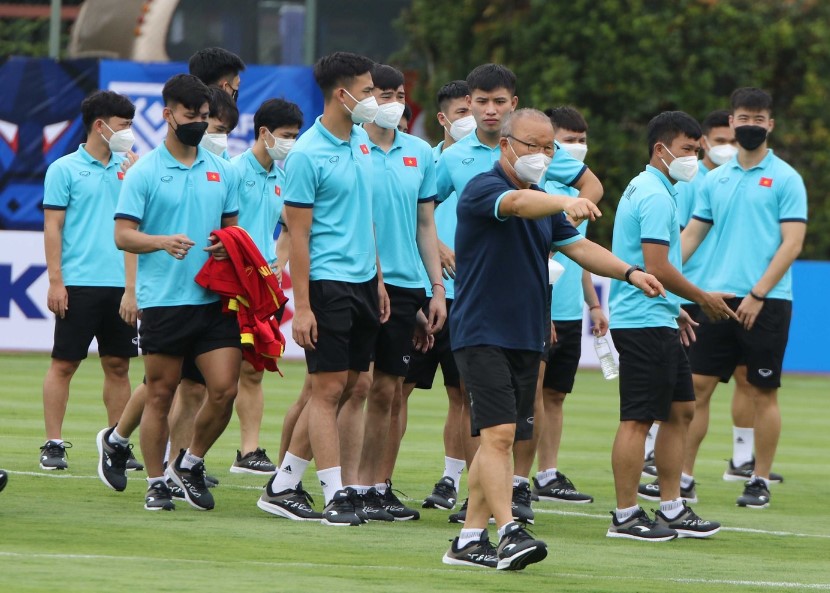 Vì sao ĐT Việt Nam không được tập luyện trên sân đấu trước ngày khởi tranh AFF Cup 2021? - Ảnh 6