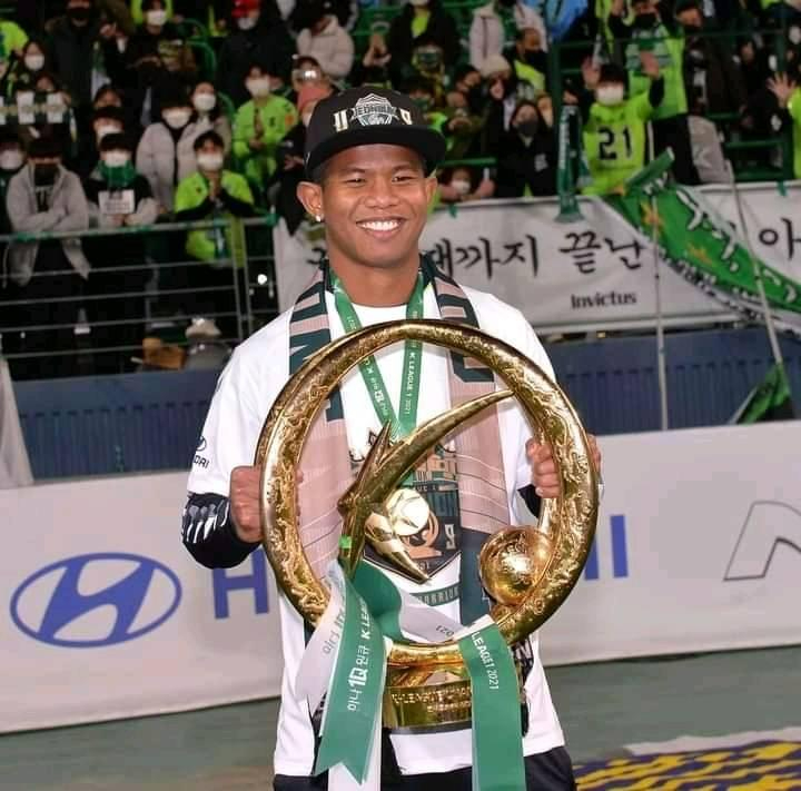 Tuyển thủ Thái Lan vô địch K.League sau khi không về dự AFF Cup - Ảnh 2