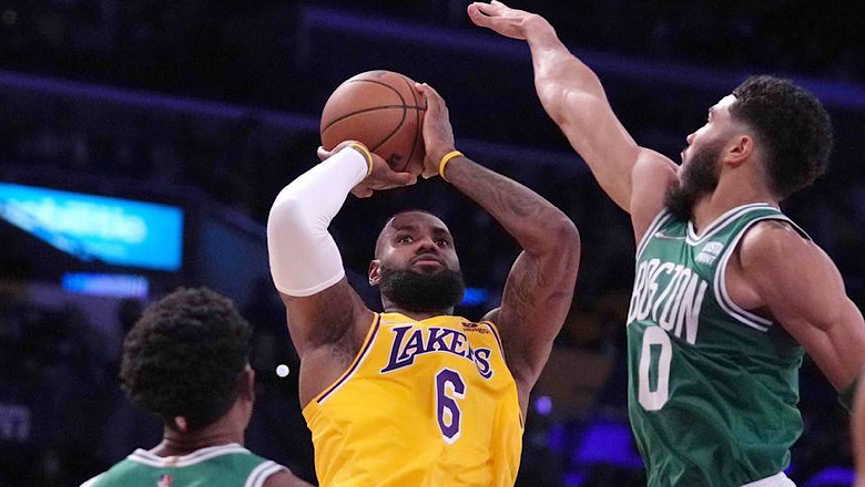 Kết quả Lakers 117-105 Celtics: LeBron James lại gánh tea - Ảnh 1