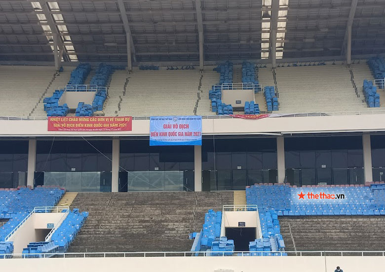 Sân Mỹ Đình ngổn ngang trước ngày khai mạc giải Điền kinh VĐQG 2021 - Ảnh 5