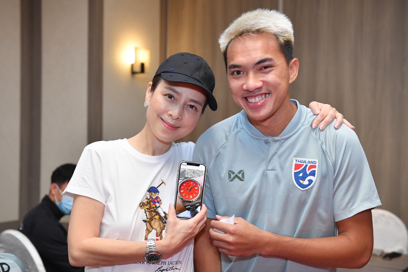 ĐT Thái Lan được thưởng đồng hồ Rolex, túi Hermes, iPhone 13… trước trận gặp Việt Nam - Ảnh 1