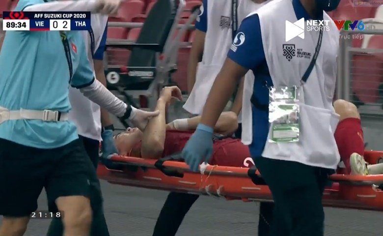 Duy Mạnh xác nhận chấn thương vai, nghỉ đá bán kết lượt về AFF Cup gặp Thái Lan - Ảnh 1