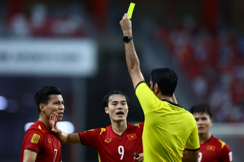 Trọng tài bị tố xử ép Việt Nam trận gặp Thái Lan rời khỏi AFF Cup 2021 - Ảnh 2