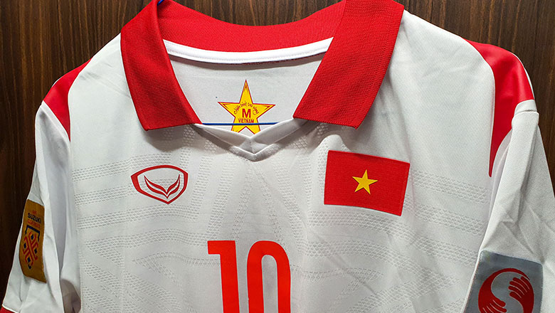 ĐT Việt Nam mặc áo trắng ở trận lượt về gặp Thái Lan tại bán kết AFF Cup 2021 - Ảnh 3