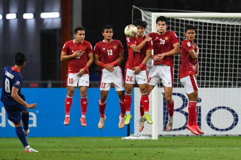 Singapore đi vào lịch sử AFF Cup với 3 thẻ đỏ ở trận thua Indonesia - Ảnh 2