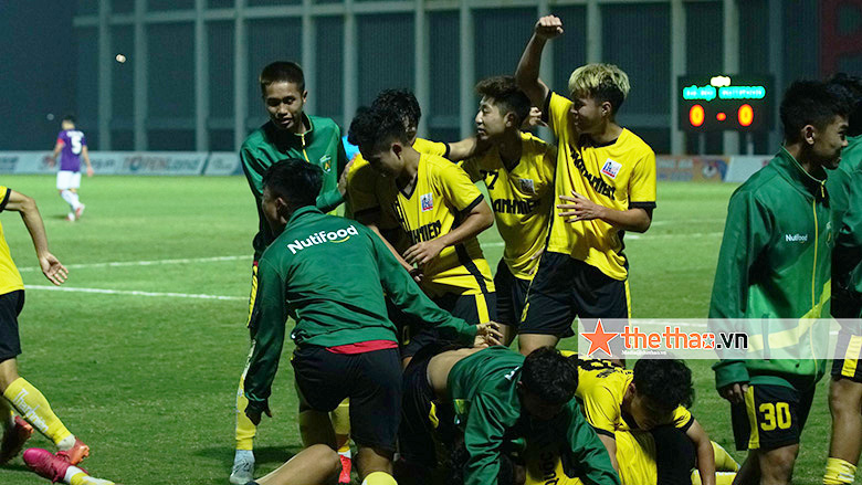 Kết quả chung kết U21 Quốc gia: Nutifood giành chức vô địch nhờ bàn thắng phút 90 - Ảnh 1