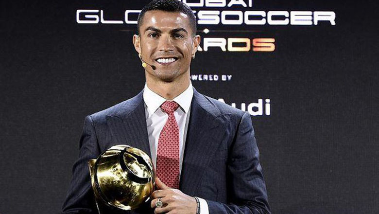 Mbappe vượt Ronaldo, Messi giành Quả bóng vàng Dubai 2021 - Ảnh 2