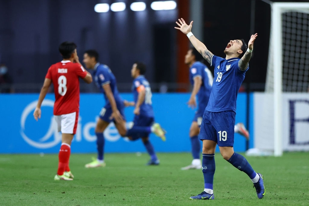 Messi Thái Lan ghi bàn thắng nhanh nhất lịch sử chung kết AFF Cup - Ảnh 1