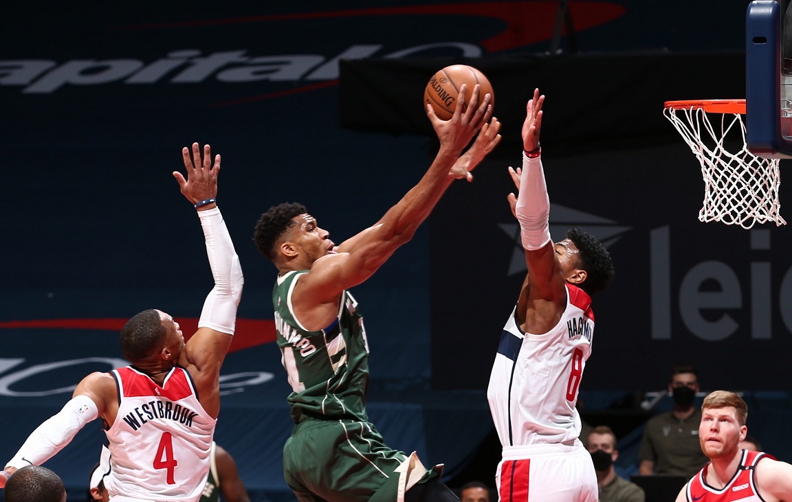 giannis-antetokounmpo-triple-double-vs-wizards-16-03-2021