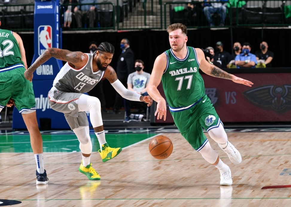 luka-doncic-mavericks-vs-clippers-18-03-2021