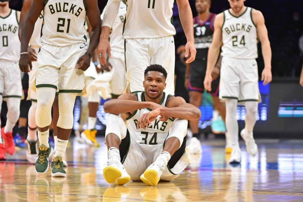 giannis-antetokounmpo-sixers-vs-bucks-18-03-2021