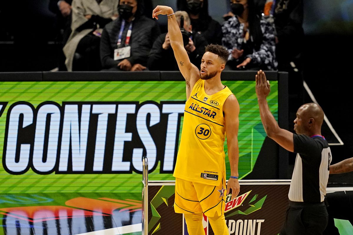 stephen-curry-vo-dich-3-point-contest-2021