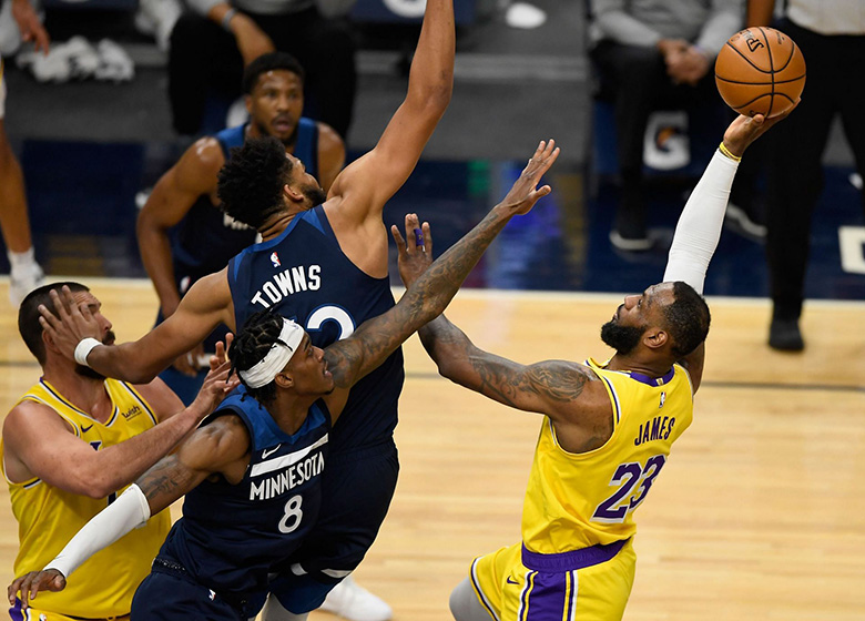 Lịch NBA 2021/22 hôm nay 3/1: Thắng lợi cho Lakers, Mavs? - Ảnh 1