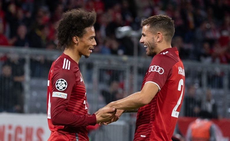 Bayern Munich mất 8 ngôi sao vì COVID-19, nguy cơ hoãn trận mở màn lượt về Bundesliga - Ảnh 1