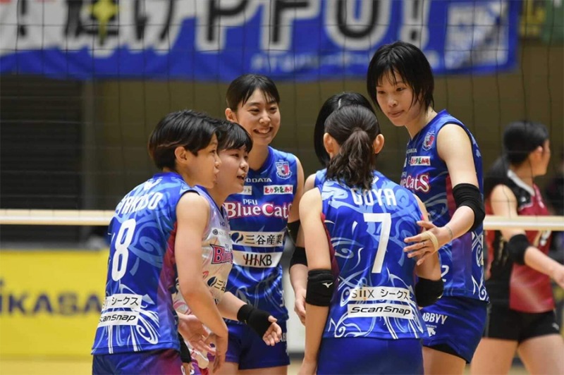 Kết quả giải bóng chuyền vô địch quốc gia Nhật Bản: Thanh Thuý thua sốc - Ảnh 2